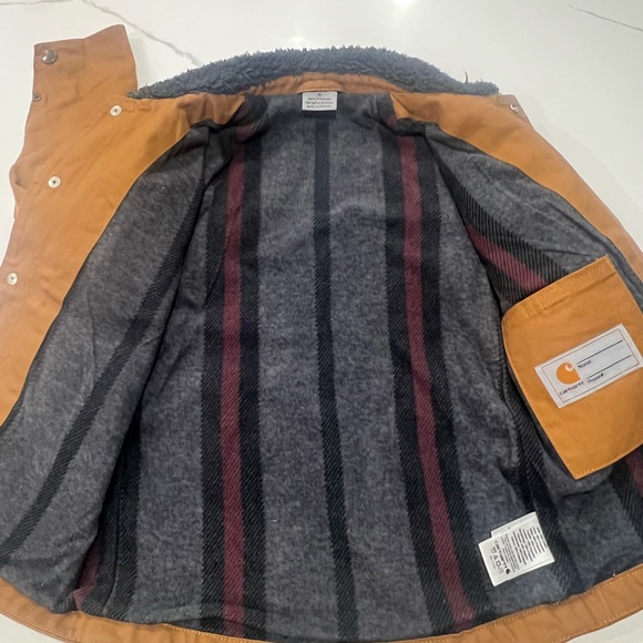 Carhartt Tan Jacket with Gray Lining - Picture 2 of 4